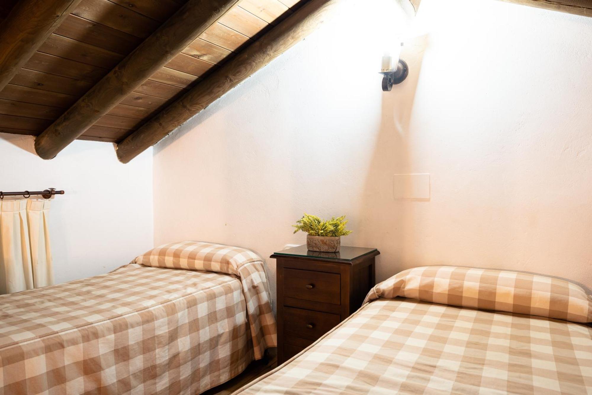 Bungalows Camping Jimmy Jones Villaviciosa de Córdoba エクステリア 写真